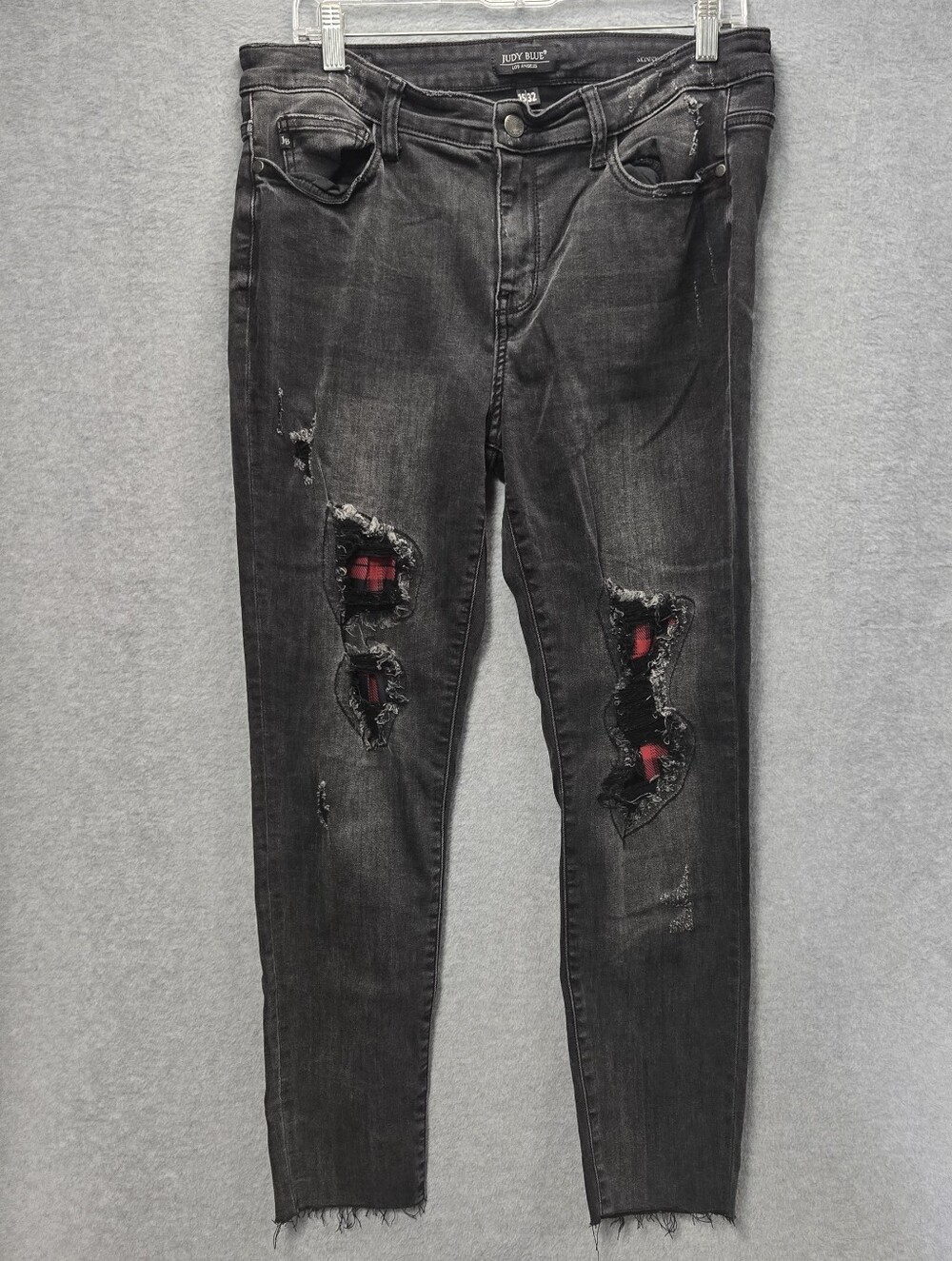 Judy Blue Black Distressed Patchwork Jeans Size 15/32